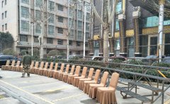 济南泉城大酒店照100人集体合影